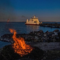 Bonfire in Kumlinge, picture: Nico Pynnonen