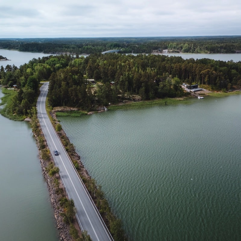 L'île de Lehtinen et le pont de Kaitanen, photo : Chris Alfthan / CATTB / cofinancé par le Fonds rural de l'UE